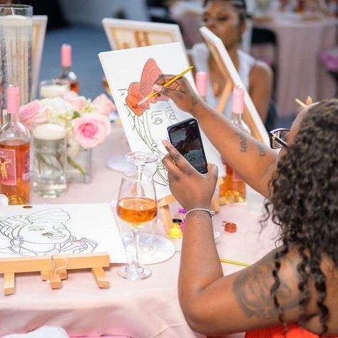 Bachelorette Party Canvas Painting Ideas, Wine And Canvas Party, Painting Party For Adults, Paint And Sip Birthday Party Ideas For Adults, Art Party Ideas For Adults, Sip N Paint Ideas Parties, Pasta And Paint Party, Painting Activities For Adults, Sip And Paint Decorating Ideas