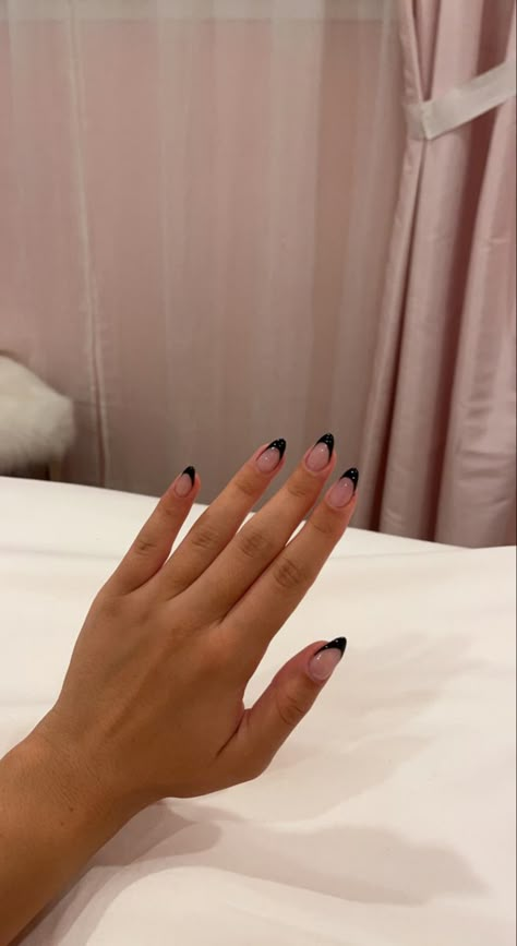 Nails To Match With Black Dress, Black French Tip Nails Medium Length, Nails For A Black Prom Dress, Black French Tip Nails Almond Short, Medium Almond Nail Ideas, Nails Almond Black French, Edmonton Outfits, October Nails 2023, Black Almond French Nails