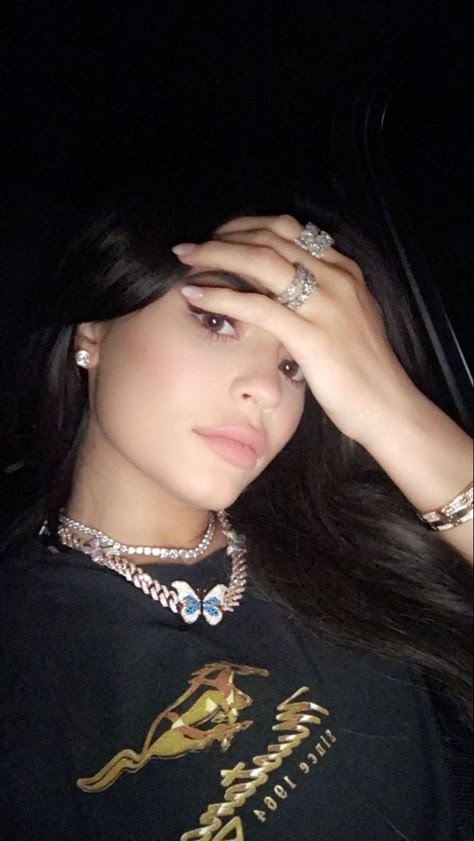 Kylie Jenner Cartier, Kylie Jenner Jewelry, Moda Kylie Jenner, Kylie King, Kylie Jenner Icons, King Kylie Era, Kily Jenner, Stile Kylie Jenner, Kylie Nails