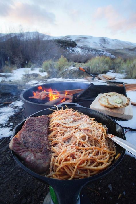 Winter Camping Food, Granola Life, Hiking Food, Camping Cooking, Fire Food, Eastern Oregon, Campfire Food, 30th Bday, Campfire Cooking