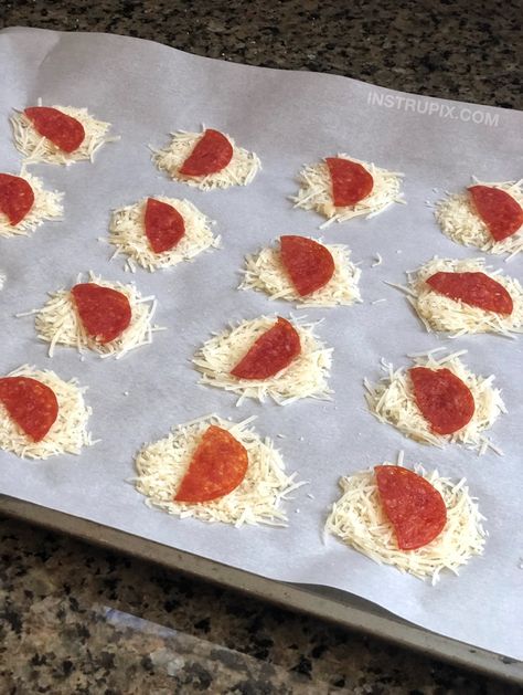 You searched for Keto Bread - Instrupix Pizza Crisps, Parmesan Pizza, Desserts Keto, Postre Keto, Low Carb Snack, Low Carb Diets, Low Carb Eating, Diet Vegetarian, Low Carb Snacks