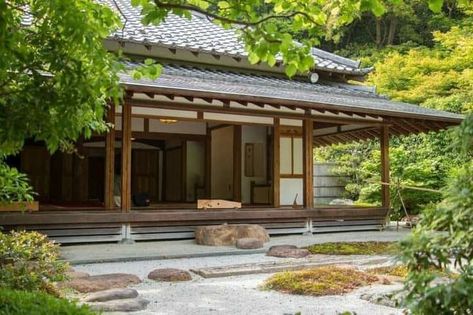 Japanese Cottage, Japanese Modern House, Japanese House Design, Asian House, Japanese Home Design, Japanese Tea House, Japanese Style House, Traditional Japanese House, Japan Architecture