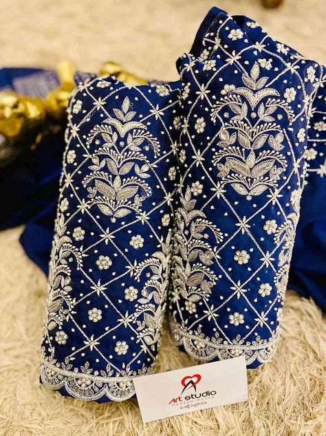 Blue Embroidery Designs, Maggam Stone Work Blouse Designs, Rithu Divya Blouse Design, Work Blouse Sleeve Designs, Saree Blouse Sleeve Design, Stone Work Blouse Designs, Blouse Sleeve Designs, Blouse Sleeve Design, Simple Aari Work Blouse