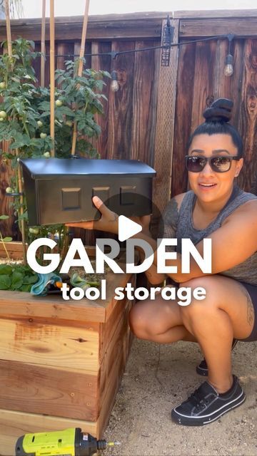 Garden Tool Organization Ideas, Garden Tool Mailbox Ideas, Garden Hand Tool Storage Ideas, Garden Organization Ideas, Mailbox Garden Tool Holder, Organize Garden Tools, Garage Organization Garden Tools, Garden Tool Box, Mailbox Garden