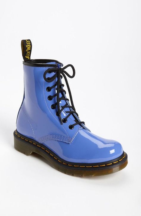 Blue Dr Martens, Nordstrom Boots, Red Doc Martens, Doc Martens Style, Doc Martens Outfit, Doc Martens Boots, Style Converse, Army Boots, Dr Martens Boots