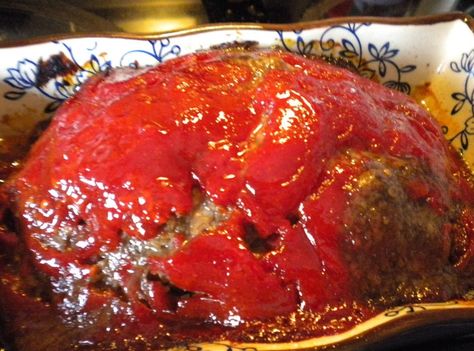 Meatloaf With Piquant Sauce This one is really close except for sage instead of italian seasoning. Grandmas Meatloaf, Piquant Sauce Recipe, Copycat Cracker Barrel Meatloaf, Crockpot Cajun, Valentine's Games, Lamb Meatloaf, Cracker Barrel Meatloaf Recipe, Stained Clothes, Meatloaf Sauce