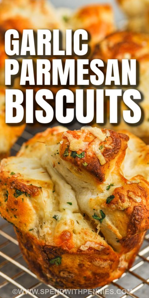 Garlic Parmesan Biscuits, Parmesan Biscuits, Garlic Cheese Biscuits, Easy Steak Marinade Recipes, Bisquick Biscuits, Egg Sausage, Pillsbury Recipes, Hearty Lunch, Savoury Biscuits