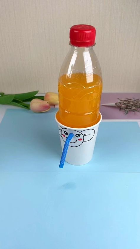 If your child doesn't like to drink water, let him make this little elephant water dispenser! Let children fall in love with drinking water! #parentchildhandmade #mini water dispenser #babydrinking water #origamicraft #paperart #interesting #handmade #creativity paper craft ideas | paper craft ideas | 貝樂虎兒歌 · 勇氣大爆發 Diy Water Dispenser, Mini Water Dispenser, Diy Juice, Craft Ideas Paper, Dispenser Diy, Juice Dispenser, Steam Ideas, Diy Crafts For Teens, Paper Craft Ideas