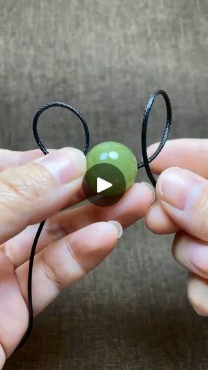 185K views · 2.2K reactions | Instructions for tying a cute round pendant necklace #diycrafts #craft #diy #crafting #crafts | Craft Home | Lyle Workman · No Time Like The Present Knotted Necklace Diy, Barrel Knot, How To Tie A Knot, No Time Like The Present, Crafts Storage, Knots Diy, Round Bead Necklace, Bracelet Knots, Craft Home