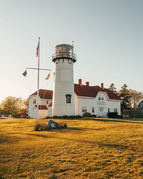 Chatham Lighthouse, in Chatham, Cape Cod, Massachusetts Lighthouse Cape Cod, Chatham Massachusetts, Chatham Cape Cod, Cape Cod Massachusetts, Hotel Motel, Posters Framed, Image House, City Skyline, Cape Cod