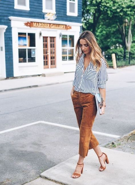 Spring Attire, Suede Outfit, Spring Work Outfits, Suede Pants, Stylish Summer Outfits, Summer Outfit Ideas, Stylish Work Outfits, Spring Outfits Women, Work Attire