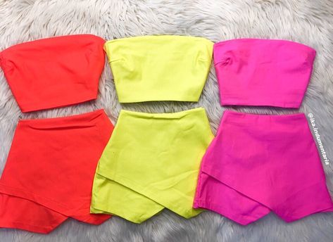 CONJUNTO FLÚOR! Últimos disponibles en el SHOP ONLINE (skort + strapless) 🔥🔥🔥 Envíos a todo el paisssss🛫🛫 Petite Girl Outfits, Neon Pink Dresses, Athletic Wear Womens, Neon Outfits, Bff Outfits, Neon Fashion, Girls Fashion Clothes, Cute Summer Outfits