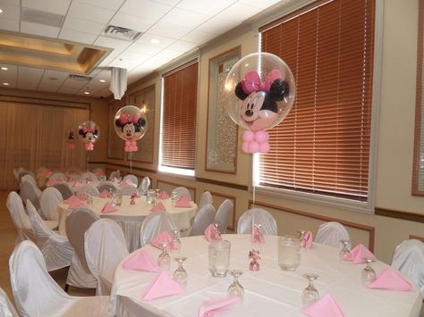 Christening Ideas Girl, Mini Mouse 1st Birthday, Minnie Mouse Center Pieces, Birthday Party Minnie Mouse, Minnie Mouse Table, Minnie Mouse Decorations, Minnie Mouse Theme Party, Minnie Mouse Balloons, Minnie Mouse First Birthday