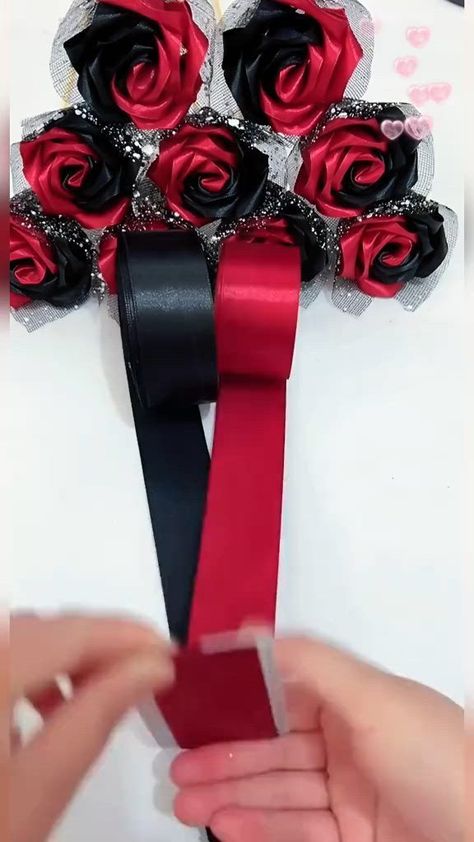 Connect with fellow DIY enthusiasts on TikTok. Share your creations and be inspired by the creativity around you! Simpul Pita, Ribbon Flowers Diy, Diy Ribbon Flowers, Gubahan Bunga, Ribbon Crafts Diy, Ge Bort, Handmade Flowers Fabric, Kraf Diy, Fabric Flowers Diy