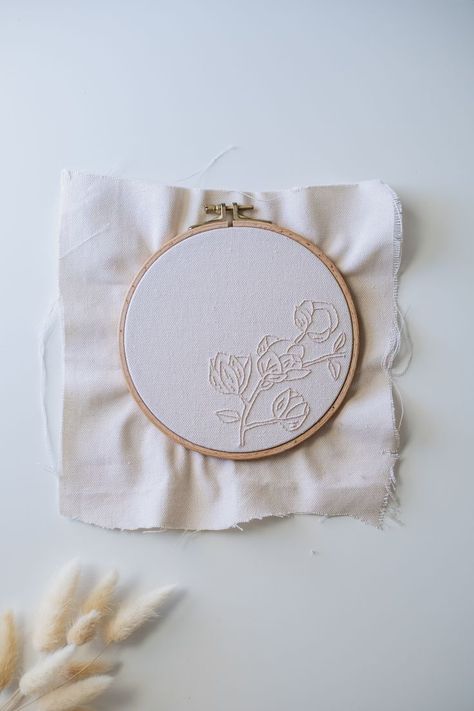 Embroidery In Frame Wall Art, Diy Embroidery Wall Decor, Embroidery In A Frame, Neutral Embroidery Designs, Small Embroidery Hoop Ideas, Minimalist Embroidery Patterns, Embroidery Frame Wall Decor, Large Embroidery Wall Art, Minimal Embroidery Design