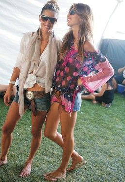 Perfect. I love this look. Coachella Fest, Country Fest, Summer Clothes Collection, Coachella Outfits, Coachella Style, Moda Hippie, Festival Chic, Estilo Hippie, Adorable Outfits