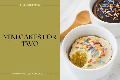 Mini Cakes For Two Mini Cake Recipes, Cakes For Two, Mini Cake Recipe, Vegetarian Cake, Funfetti Cake, Mini Cake, Velvet Cake, Christmas 2024, Mini Cakes