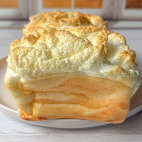 Cloud Bread Recipe - The Modern Nonna Cottage Cheese Cloud Bread Recipe, Cottage Cheese Cloud Bread, Cloud Bread Recipe, The Modern Nonna, Modern Nonna, Chicken Lettuce Cups, Baking Healthy, Jason Fung, Fluffy Eggs