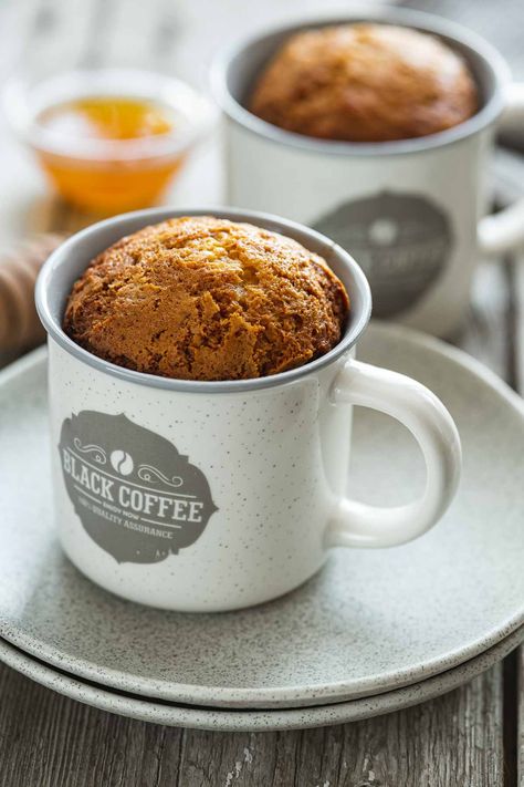 This sweet, gooey Honey Mug Cake recipe comes together using a few pantry staples and a microwave. Seriously...all you need is 5 minutes to make honey cake in a mug! Honey Mug Cake, Cake In A Mug, Gooey Cake, Mug Cake Recipe, Single Serve Desserts, Mug Recipes, Honey Cake, Delicious Cake Recipes, In A Mug