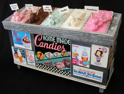 Retro Ice cream counter | Kerry Alexander | Flickr Modern Ice Cream Shop, Miniature Ice Cream Shop, Imaginative Composition, Ice Cream Counter, Retro Ice Cream, Miniature Cafe, Amazing Miniatures, Ice Cream Inspiration, Miniature Ice Cream