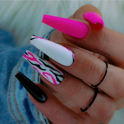 Sassy Nails Designs, Luv Nails, Nails Neon, Abstract Nails, Zebra Nails, Acrylic Nail Set, Sassy Nails, Vibrant Nails, Nail Art Wedding