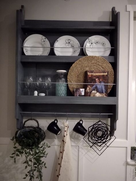 I' ve been wanting to buy a plate rack for some time now. I saw one at IKEA, that I really liked, but it was a bit pricey for me. When I showed it to my husband, he said that we can make a even better one and that he's gonna help me. Now I have to admit that I wasn't really happy with that answer, but I sure am happy with the result 🙂 So here is how we made it. MaterialsThe point was to achive the wanted look using materials we allready have and hardly spending any money. I have to s… Ikea Plate Rack, Diy Solar Lanterns, Diy Plate Rack, Raffia Mirror, Homemade Chalk, Expensive Decor, Diy Cat Tree, Reclaimed Doors, Plate Rack