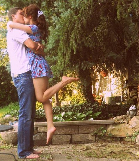 Short Couples, Height Difference, Romantic Photos, Engagement Pics, This Is Love, Engagement Photo Ideas, Couples In Love, Girls Dream, Couple Shoot