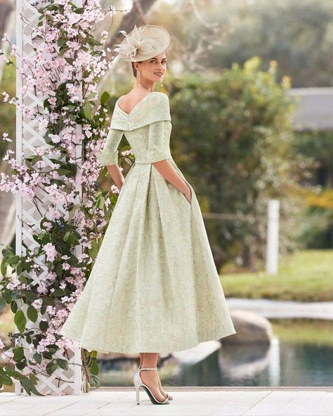 Baby Dress Set, Mint Green Dress, Dress Illustration, Dress Alterations, Bride Groom Dress, Royal Outfits, Full Skirts, Groom Outfit, Tea Length Dresses