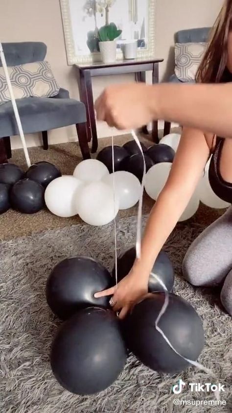 balloons Ballon Decorations Diy Simple, Ballon Diy Decoration, How To Diy Balloon Arch, Simple Ballons Decorations, How To Make Your Own Balloon Arch, Simple Ballons Decor, Arch Balloons Decoration Diy, Ballon Ideas Decoration, Balloons Arch Diy