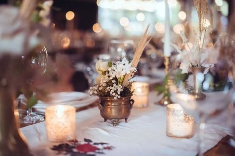 20 Simple and Chic Candle Centerpieces Wedding Candle Centerpieces, Wedding Makeover, Best Candle, Chic Candles, Close Up Magic, Candle Wedding Centerpieces, City Bride, Candle Wedding, Wedding Candle