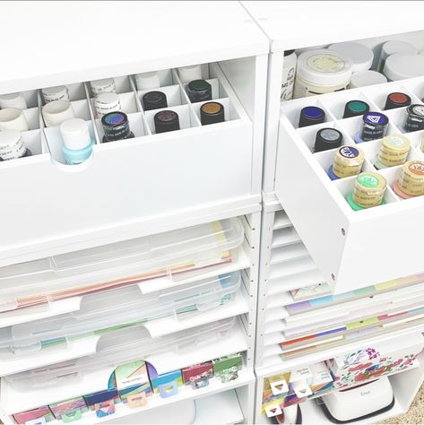 Michaels Simply Tidy Modular Storage System | Modular Craft Storage, Michaels Modular Storage Ideas, Simply Tidy Craft Room, Simply Tidy Modular, Scrapbook Studio, Craft Storage Organization, Basement Playroom, House Organisation, Space Craft