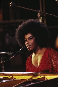 Roberta Flack Roberta Flack, R&b Soul, Musica Rock, Black Music, We Are The World, American Woman, I Love Music, Soul Music, Music Icon