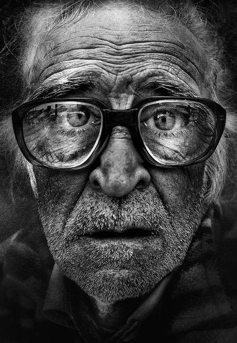 Old Man Face, Old Man Portrait, Art Photography Portrait, Old Faces, Face Photography, Black And White Portraits, Male Portrait, Lee Jeffries, Interesting Faces