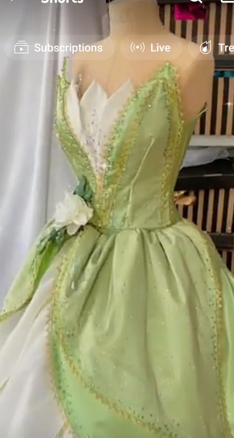 Prom Dresses Tiana, Princess Tiana Prom Dress, Disney Gown, Drape Skirt Pattern, Princess Tiana Dress, Disney Inspired Dresses, Princess Tiana Birthday Party, Tiana Costume, Tiana Birthday Party