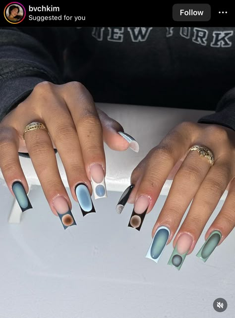 Long Square Acrylic Nails Ideas, Summer Vacation Nails Square, Prom Nails 2024, Minimalistic Nail Ideas, Corporate Nail Designs, Aura French Tip Nails, French Tip Nails Inspiration, Simple Long Nail Designs, Square Nails Aesthetic