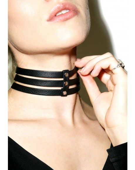 Vidakush Barred Out Choker Choker Outfit, Diy Choker, Leather Choker Collars, Black Leather Choker, Minimalist Accessories, Leather Lingerie, Leather Harness, Leather Chokers, Black Choker