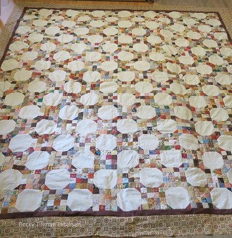 Scraps Quilt, Snowball Quilts, Quilt Block Patterns Free, Easy Quilt, Childrens Quilts, Scrap Quilt Patterns, Easy Quilt Patterns, Winter Quilts, Patch Quilt