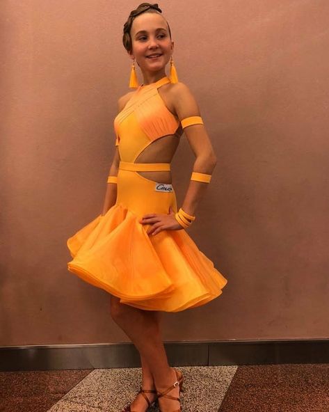 Latino Dress, Latina Dress, Ballroom Dress Inspiration, Ballroom Fashion, Latin Costume, Dancesport Dresses, Dance Competition Dress, Latin Ballroom Dresses, Latin Dresses