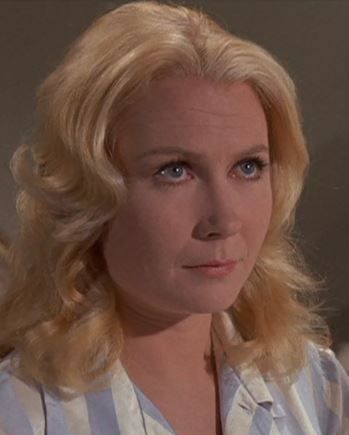 Juliet Mills Juliet Mills, Elizabeth Montgomery, Opera Singers, Botanical Beauty, Human Face, Classic Hollywood, 21st Century, Face And Body, Hollywood