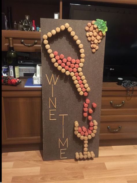 Cork Crafts Diy Home Decor, Wine Cork Projects Wall Art Easy Diy, Manualidades Con Corchos Ideas, Wine Cork Fishing Floats, Wine Cork Fishing Lure, Wine Cork Crafts Christmas, Diy Bottle Cap Crafts, Wine Cork Projects Wreaths & Garlands, Cork Crafts Christmas