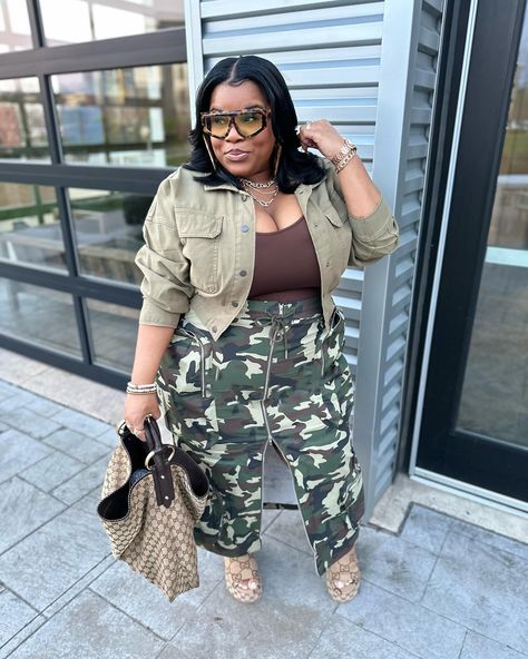 Just A Girly Gworl 🤎 •••••••••••••••••••••••••••••••••••••••••••• 📍Camo Cargo Skirt @iamcurvyglamboutique 📍Seamless Tank Top @iamcurvyglamboutique Shapewear ~ Linked in my profile highlights Shop This Look At ⬇️⬇️⬇️⬇️⬇️⬇️⬇️⬇️⬇️ www.shopiamcurvyglam.biz Camo Cargo Skirt, Camo Fashion, Cargo Skirt, Plus Size Fashion For Women, My Profile, Shapewear, Plus Size Fashion, Camo, Look At