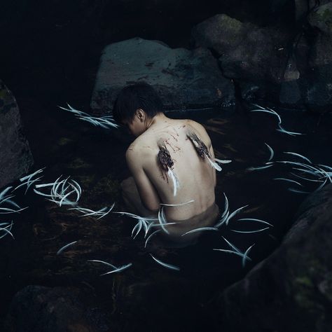 Fallen Angel Aesthetic, Fallen Angel Wings, Magical Photography, Winged People, Angel Photography, Male Angel, The Fallen Angel, Dark Wings, Broken Wings