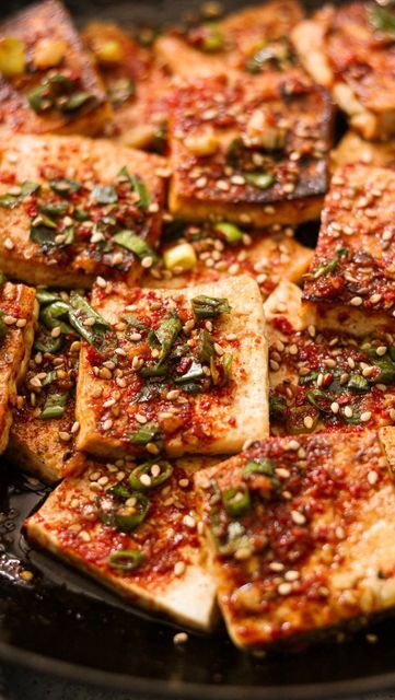 Braised Tofu Recipe, Braised Tofu, Korean Chili Flakes, Korean Cucumber, Pan Fried Tofu, Vegetable Pancakes, Korean Side Dishes, Popular Side Dishes, Korean Cooking