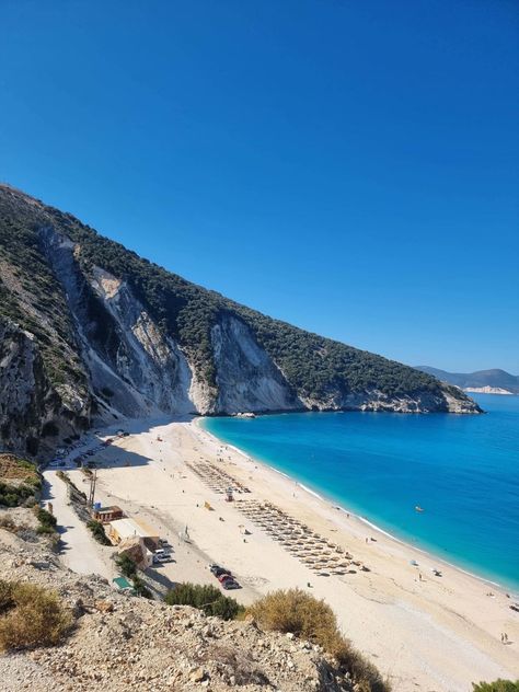 Corfu Beaches, Myrtos Beach, Kefalonia Greece, Greek Vacation, Greece Beach, Honeymoon Places, Famous Beaches, Best Beaches, Free Travel