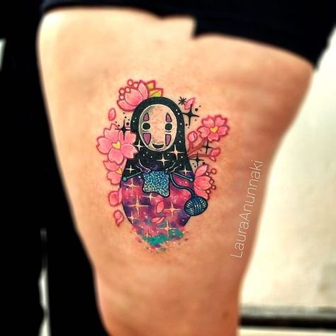 No Face Inspired By Studio Ghibli No Face Tattoo, Fractal Tattoo, Miyazaki Tattoo, Laura Anunnaki, Studio Ghibli Tattoo, Sailor Moon Tattoo, Ghibli Tattoo, Kawaii Tattoo, Cute Tiny Tattoos