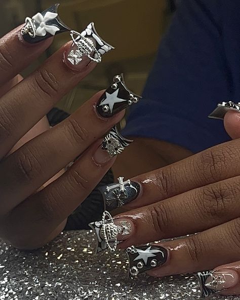 Birthday nails 🖤🔥 How fye are these 1-10?? #ducknails #nailart #nails #nailinspo #nailideas Nail Ideas Birthday Art Designs, Black And Sliver Nails For Birthday, Birthday Nails Sweet 16, Black Inspired Nails, 21 Nails Birthday, 17 Birthday Nails Ideas, Black Bday Nails, Black And Silver Birthday Nails, Dope Nail Designs Black