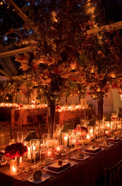 Autumn wedding decor idea at night Quince Fall Themes, Fall Night Wedding Ideas, Autumn Dance Decorations, Outdoor Wedding Autumn, Autumn Wedding Ideas October Receptions, Luxury Fall Wedding Decor, Autumn Wedding Locations, Autumnal Party Decor, Fall Theme Event