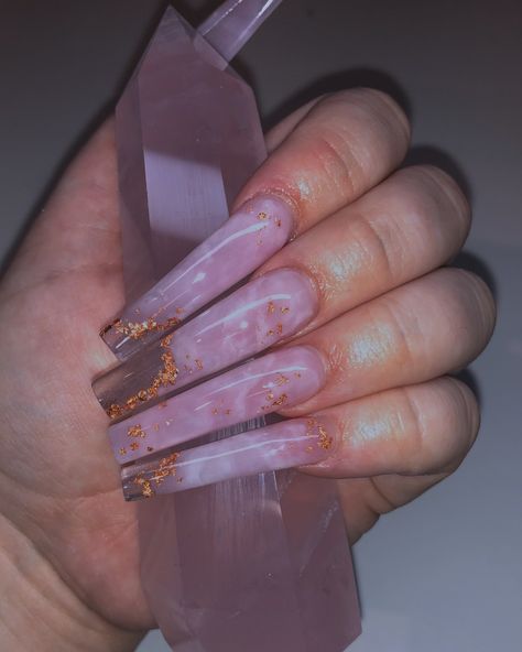 Rose Quartz Nails, Quartz Nails, Organization Makeup, Summer Acrylic, Long Acrylic Nail Designs, Makeup Idea, Cute Acrylic Nail Designs, Marble Cake, Long Acrylic Nails Coffin