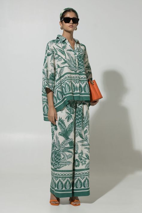 Buy Green Linen Printed Floral Collar Cordelia Shirt And Pant Co-ord Set For Women by Sobariko Online at Aza Fashions. Placement Print Fashion, Indonesian Batik Fashion, Cooed Set For Women, Co-ord Sets, Printed Cord Set, Co Ords Outfits Summer, Co Ord Sets Women, Printed Co Ord Set, Print Pants Outfit