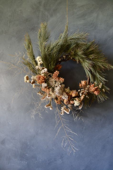 Wreath Party, Dried Floral Wreaths, Slow Flower, Dried Wreath, Flower Wreaths, Dried Florals, Dried Flower Wreaths, Floral Wreaths, Dried Floral